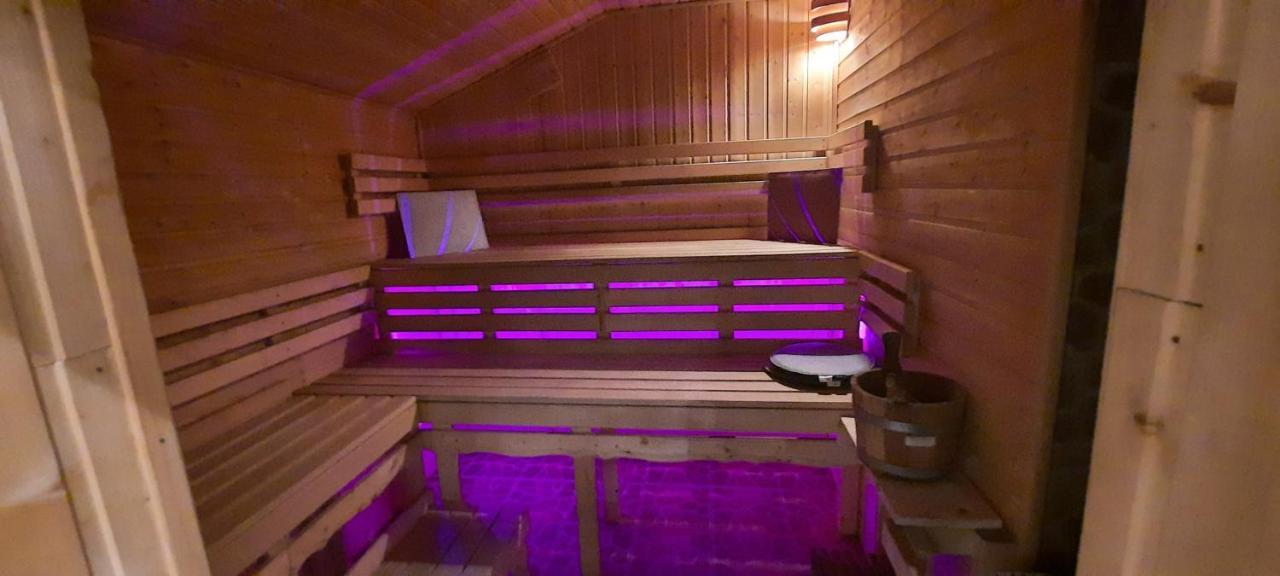 Bungalow Mit Sauna In Einer Ruhige Wald Lage. Grossnaundorf Extérieur photo